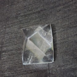 Vastu Crystal Pyramid – Natural Stone Energy Enhancer